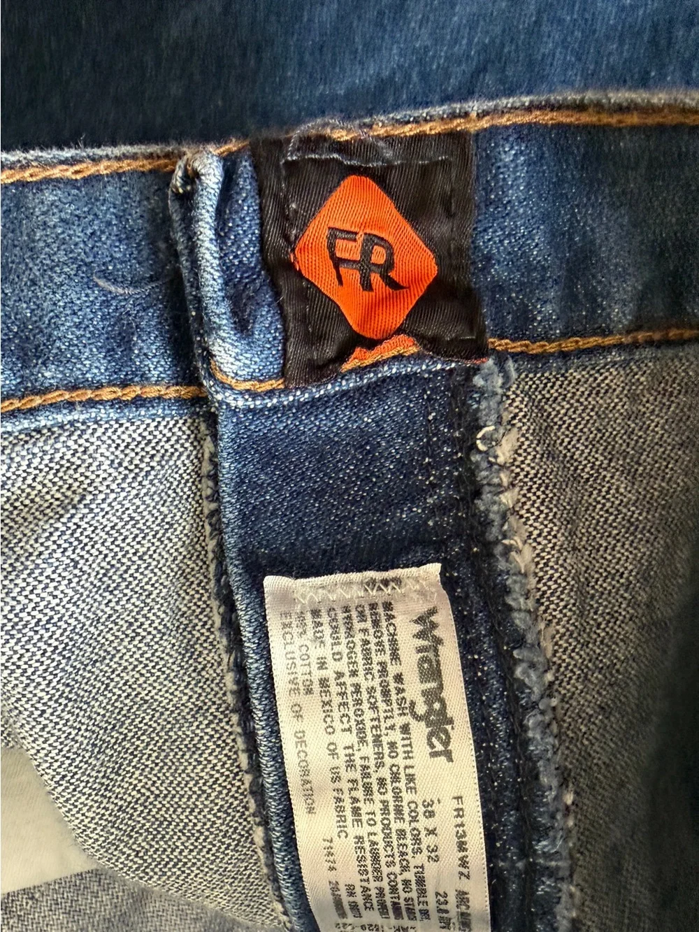 Wrangler 13 Original FR Flame Resistant Jeans Men Size 38x32 FR13MWZ Cowboy Cut